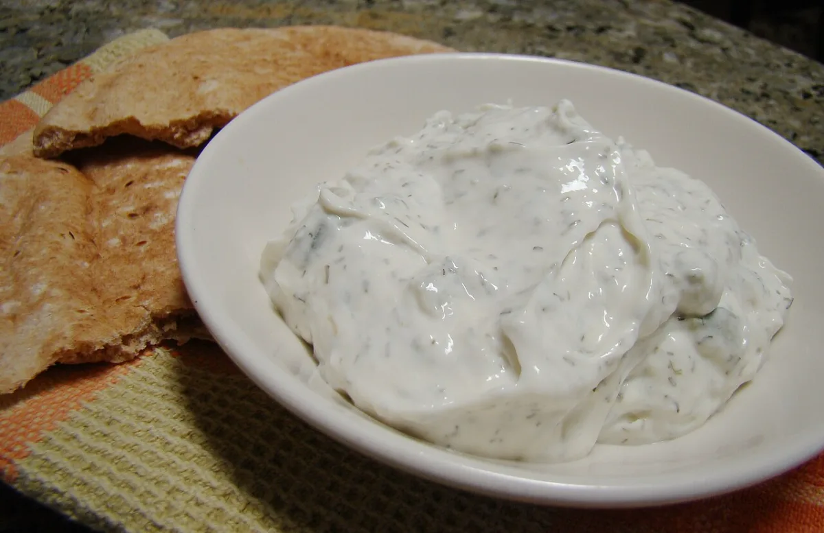 Tarator (salata od krastavca i jogurta)